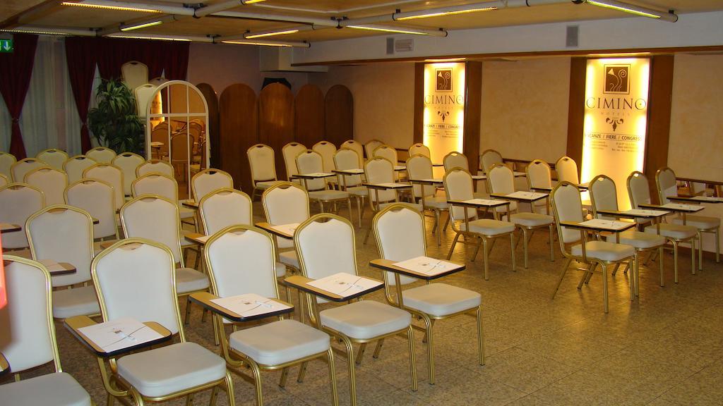 Hotel Vienna Ostenda E Ristorante Il Danubio Rimini Kültér fotó
